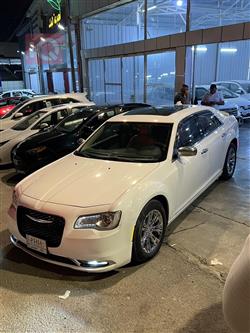 کرایسلەر 300